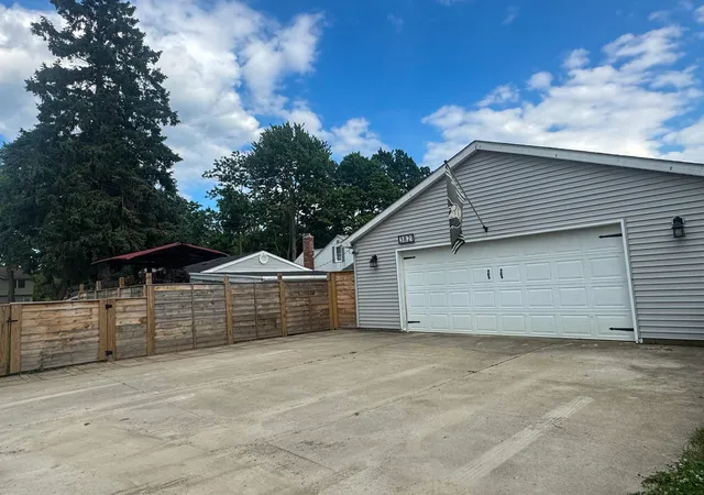 Homes for sale in Rochester Hills, MI | 3821 Dunning Rd, Rochester Hills, MI 48309 | MLS# 50213133