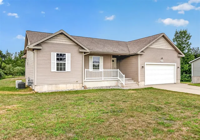 Photo 3 of Sale Pending at 3161 W White Lake Dr, Whitehall, MI 49461 | MLS# 70551292 | Listing updated on 2026-08-31