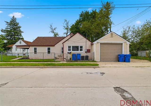 31st image of 7285 Prospect Ave, Warren, MI 48091 2917 | MLS# 60997598