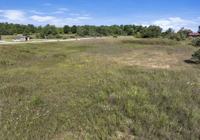 5th image of 7921 Floreys Ranch Rd, Buckley, MI 49620 | MLS# 80072631