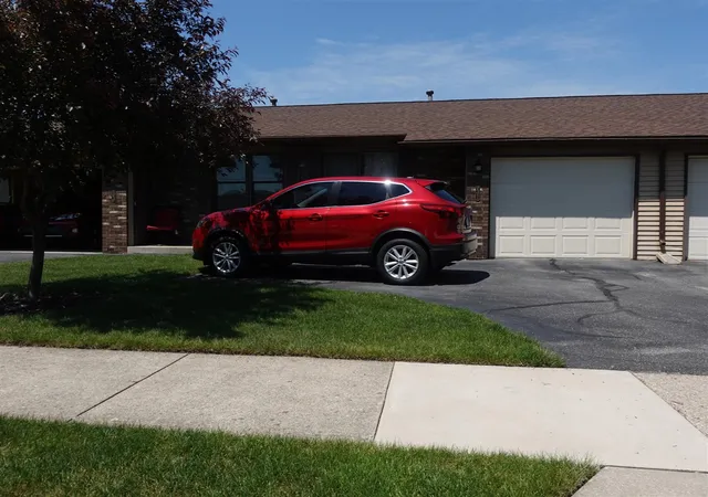 Photo 3 of Condo for sale at 2931 Porter Ct, Grandville, MI 49418 | MLS# 70534442 | Listing updated on 2026-07-09