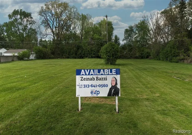 2nd image of 27480 5 Mile Rd, Livonia, MI 48154 | MLS# 60385924