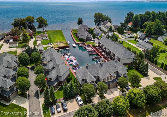 Photo 4 of Sale Pending at 47630 N Lorie Ln #9, Chesterfield, MI 48047 | MLS# 61021355 | Listing updated on 2026-08-17