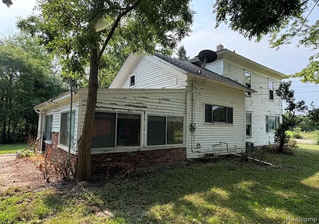 Photo 3 of Single family home for sale at 16649 Dixie Hwy, Davisburg, MI 48350 | MLS# 61020736 | Listing updated on 2026-08-14
