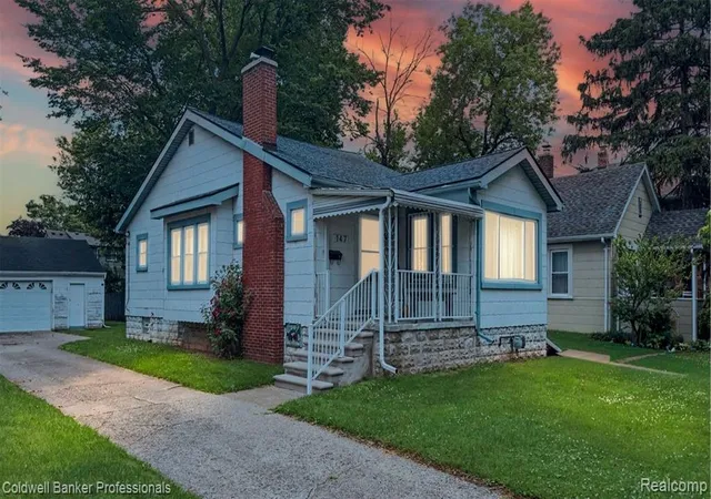 Homes for sale in Ferndale, MI | 147 E Hazelhurst St, Ferndale, MI 48220 | MLS# 61003522