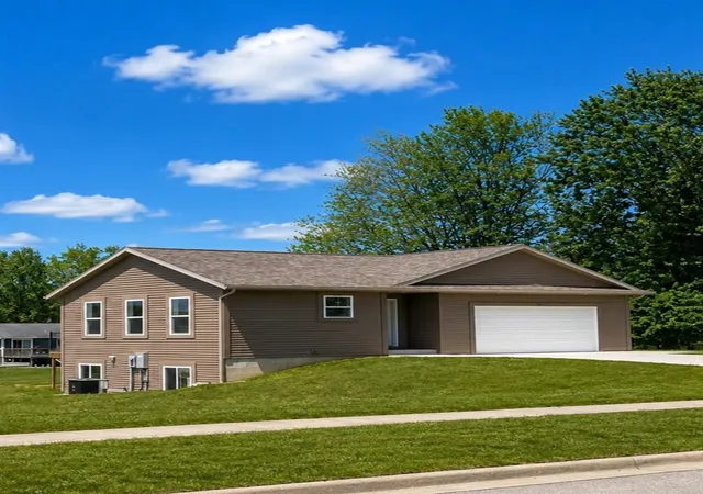 Homes for sale in Fremont, MI | 501 S Sullivan Ave, Fremont, MI 49412 | MLS# 70534995