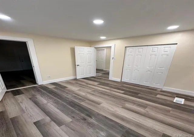 5th image of 71 Biltmore Dr, Troy, MI 48084 5406 | MLS# 61006462