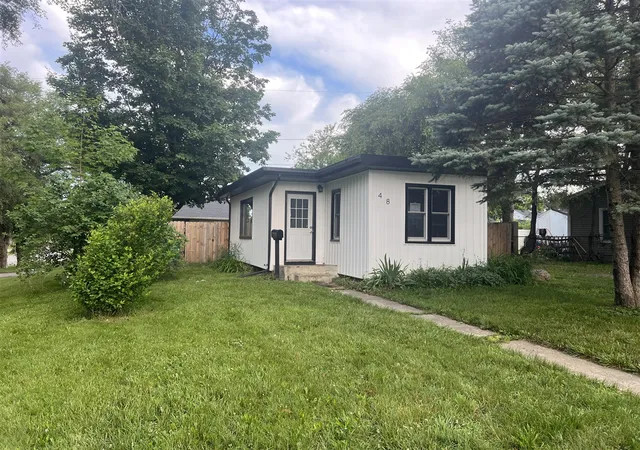 1st image of 48 Ferndale Ct, Battle Creek, MI 49015 | MLS# 70543639
