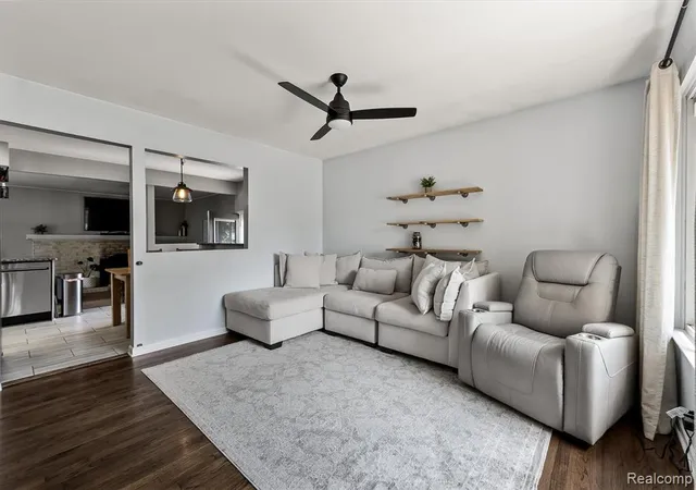 Photo 3 of Sale Pending at 908 Elmsford Dr, Clawson, MI 48017 1017 | MLS# 61023284 | Listing updated on 2026-09-13