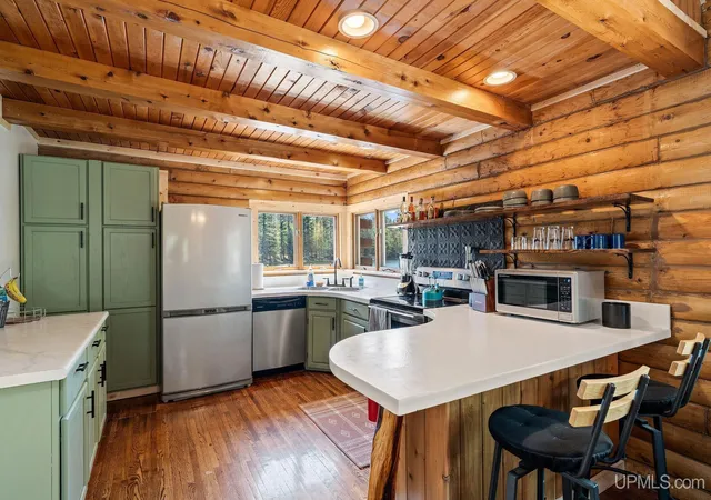 Photo 2 of Single family home for sale at 937 W Bilsky Lake Ln, Gwinn, MI 49841 | MLS# 50209293 | Listing updated on 2026-06-03
