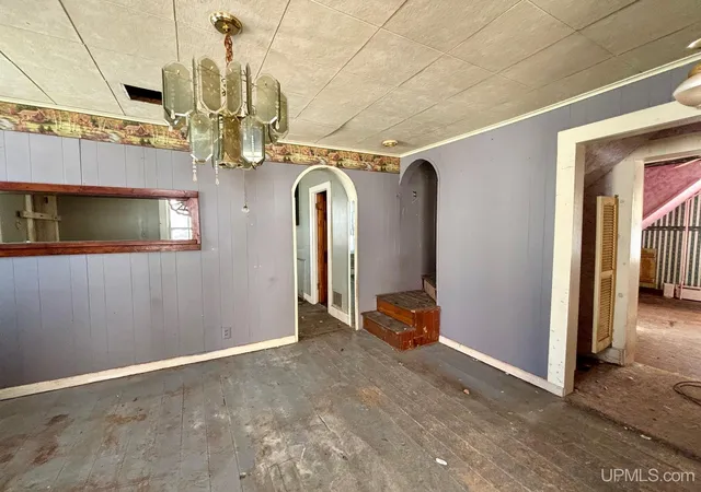 Photo 4 of Single family home for sale at 162 Saginaw St, Ishpeming, MI 49849 | MLS# 50202436 | Listing updated on 2026-08-12