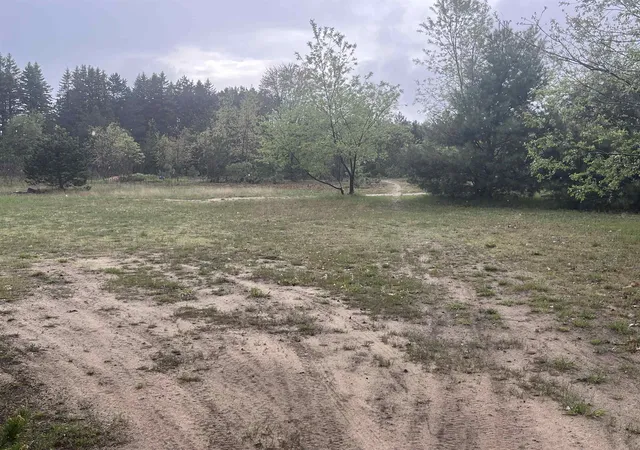 4th image of 2860 S M-37, Traverse City, MI 49685 | MLS# 80057122