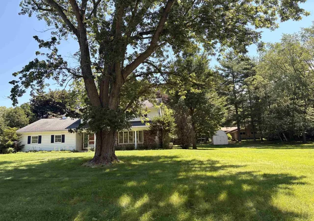 Homes for sale in Sandusky, MI | 255 Worth St, Sandusky, MI 48471 | MLS# 50214743