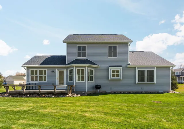 Homes for sale in Charlevoix, MI | 7031 Applewood Dr, Charlevoix, MI 49720 | MLS# 80068144