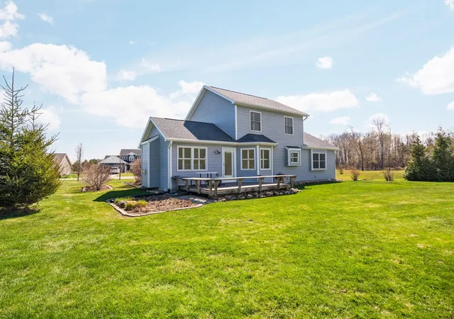 Homes for sale in Charlevoix, MI | 7031 Applewood Dr, Charlevoix, MI 49720 | MLS# 80068144