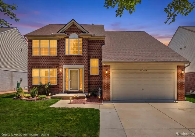 1st image of 38206 Brook Dr, Sterling Heights, MI 48312 | MLS# 61011203