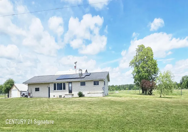 Homes for sale in Standish, MI | 2816 Conrad Rd, Standish, MI 48658 | MLS# 50210914