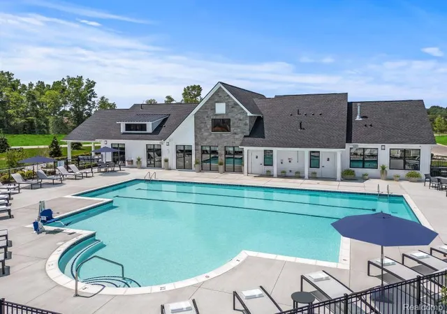 Photo 20 of Single family home for sale at 7901 Arimoore Dr, West Bloomfield, MI 48322 1118 | MLS# 60986675 | Listing updated on 2026-09-08