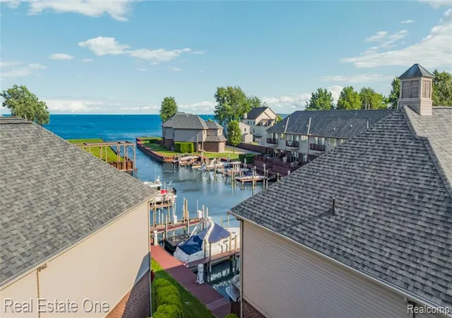 Homes for sale in New Baltimore, MI | 47630 Lorie Ln, New Baltimore, MI 48047 3492 | MLS# 61008345