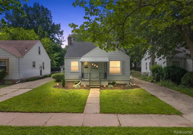 Homes for sale in Grosse Pointe Woods, MI | 2155 E 8 Mile Rd, Grosse Pointe Woods, MI 48236 | MLS# 61009724
