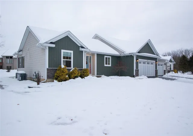 1st image of 2193 Gethings Rd #418, Battle Creek, MI 49015 | MLS# 70508441