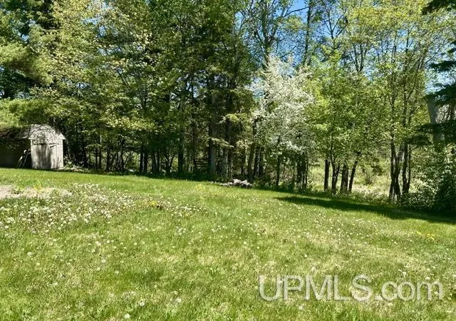Homes for sale in Ishpeming, MI | 1525 Glenwood Lane St, Ishpeming, MI 49849 | MLS# 50209821