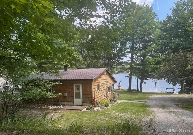 Photo 1 of Single family home for sale at 16754 Kk6 Rd, Wetmore, MI 49895 | MLS# 50216271 | Listing updated on 2026-08-26