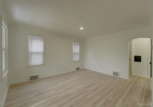 4th image of 17388 Teppert St, Detroit, MI 48234 | MLS# 60987413