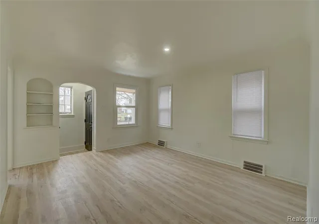5th image of 17388 Teppert St, Detroit, MI 48234 | MLS# 60987413