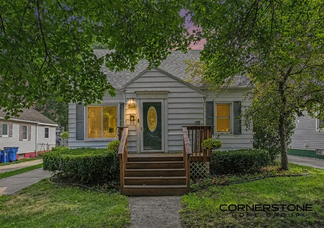 Photo 1 of Sale Pending at 926 California St, Grand Rapids, MI 49504 | MLS# 70552151 | Listing updated on 2026-08-18