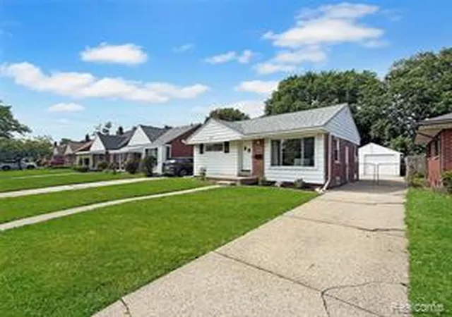 Homes for sale in Eastpointe, MI | 16791 Veronica Ave, Eastpointe, MI 48021 | MLS# 61008904