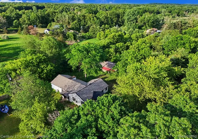 2nd image of 4296 Burgess Road, Pinckney, MI 48169 8791 | MLS# 61024133