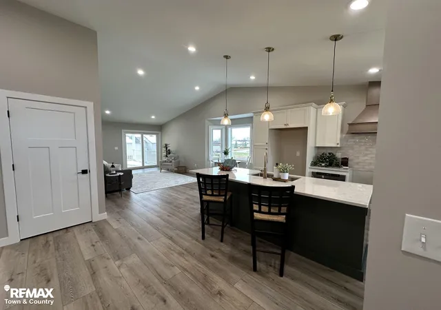 4th image of 1430 Mallard Cir, Owosso, MI 48867 | MLS# 50208609