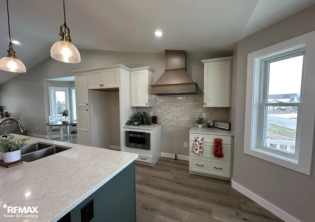5th image of 1430 Mallard Cir, Owosso, MI 48867 | MLS# 50208609