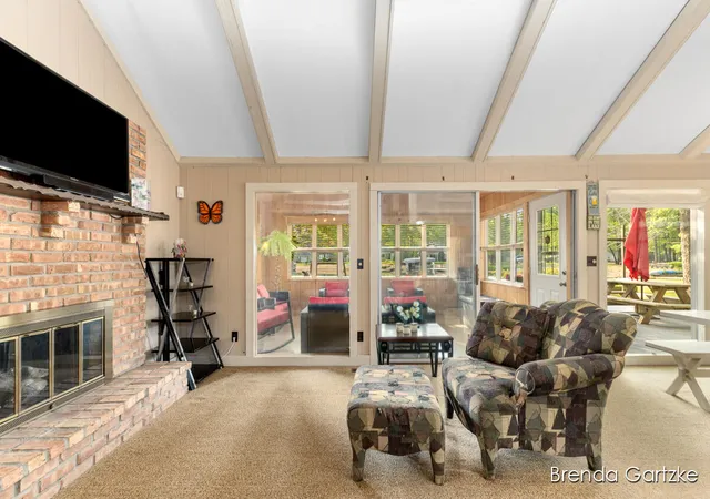 4th image of 8570 Cochise Dr, Howard City, MI 49329 | MLS# 70472788