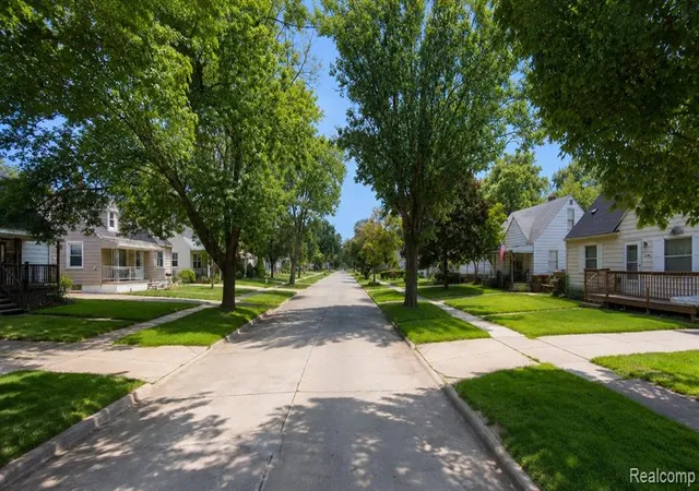Photo 31 of Sale Pending at 5157 Niagara St, Wayne, MI 48184 | MLS# 61006435 | Listing updated on 2026-08-07
