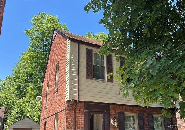 3rd image of 14451 Rosemont Ave, Detroit, MI 48223 | MLS# 60998085