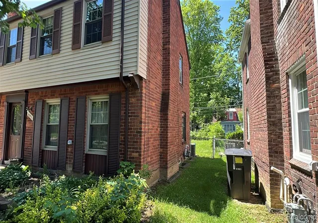 4th image of 14451 Rosemont Ave, Detroit, MI 48223 | MLS# 60998085