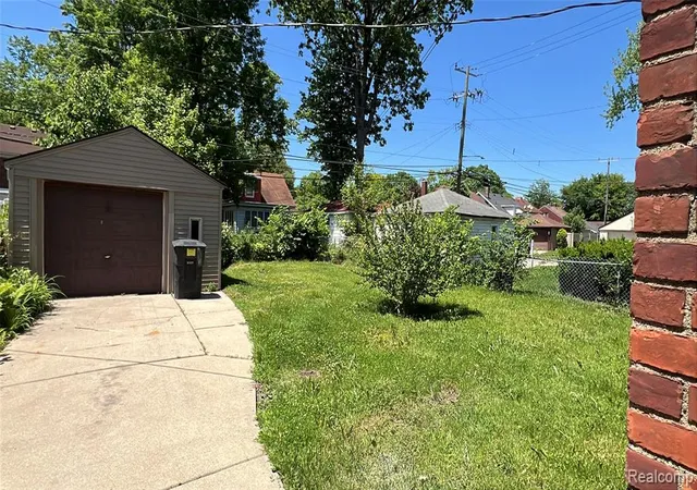 5th image of 14451 Rosemont Ave, Detroit, MI 48223 | MLS# 60998085