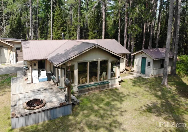 Homes for sale in Iron River, MI | 2072 Ff Hwy 16 Rd, Iron River, MI 49935 | MLS# 50186572