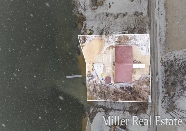 3rd image of 153 Sunset Dr, Dowling, MI 49050 | MLS# 70520537