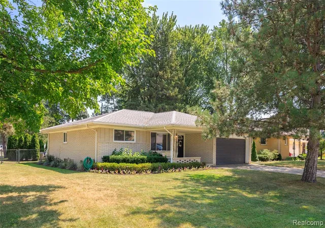 Photo 1 of Sale Pending at 42460 Hanks Ln, Sterling Heights, MI 48314 3134 | MLS# 61024753 | Listing updated on 2026-09-13
