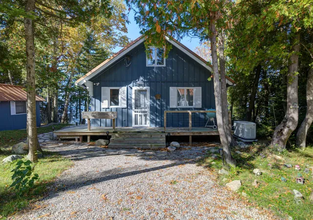 Homes for sale in Northport, MI | 14827 N Cathead Bay Dr, Northport, MI 49670 | MLS# 80068557