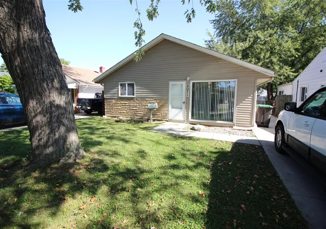 Photo 1 of Sale Pending at 8071 Roosevelt St, Taylor, MI 48180 | MLS# 70508594 | Listing updated on 2026-08-05