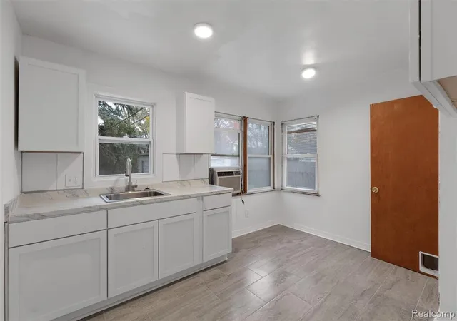 5th image of 11454 Saint Patrick St, Detroit, MI 48205 3716 | MLS# 60953262