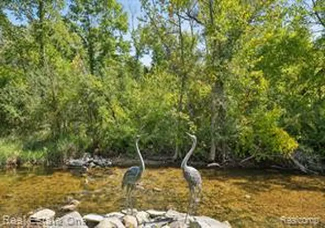 Homes for sale in Rochester, MI | 1642 Stony Creek Dr, Rochester, MI 48307 | MLS# 61008653