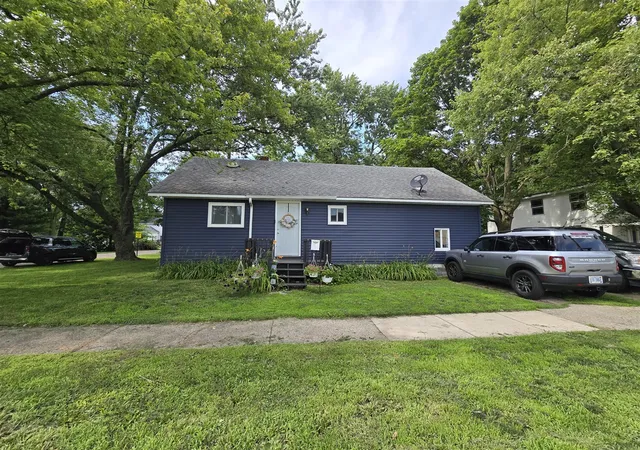 Homes for sale in Sturgis, MI | 409 Norwood Ave, Sturgis, MI 49091 | MLS# 70544942