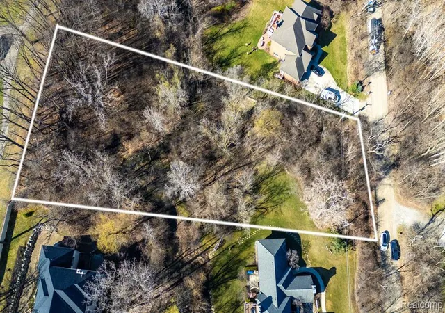 Photo 1 of Land for sale at 0000 Howard, Farmington Hills, MI 48335 | MLS# 61022314 | Listing updated on 2026-08-18
