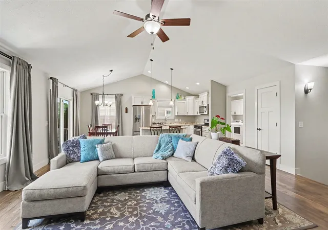 4th image of 56512 Terra Vista Blvd #19, Mattawan, MI 49071 | MLS# 70545430