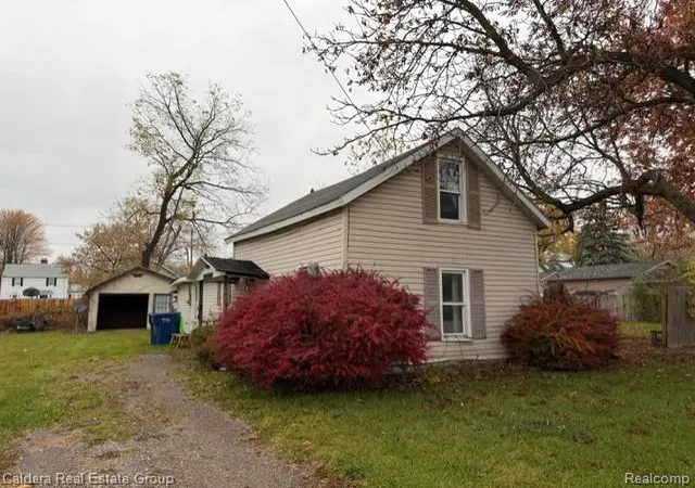 Homes for sale in Bay City, MI | 1407 Bradfield St, Bay City, MI 48706 | MLS# 60952781